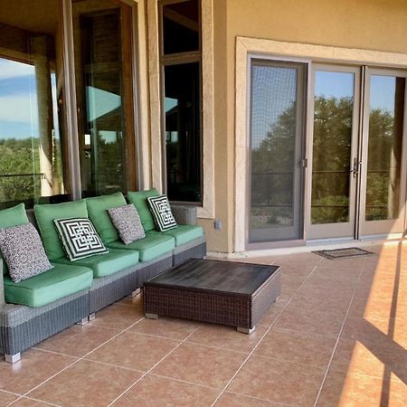 Scenic Hill Country Retreat - Rhino Ranch Villa New Braunfels Exterior foto