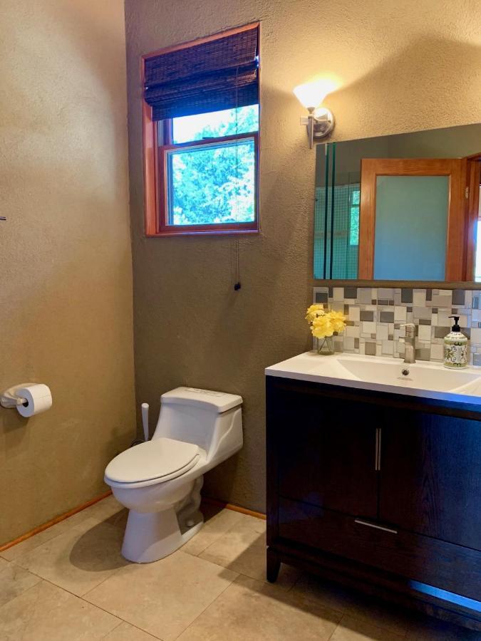 Scenic Hill Country Retreat - Rhino Ranch Villa New Braunfels Exterior foto