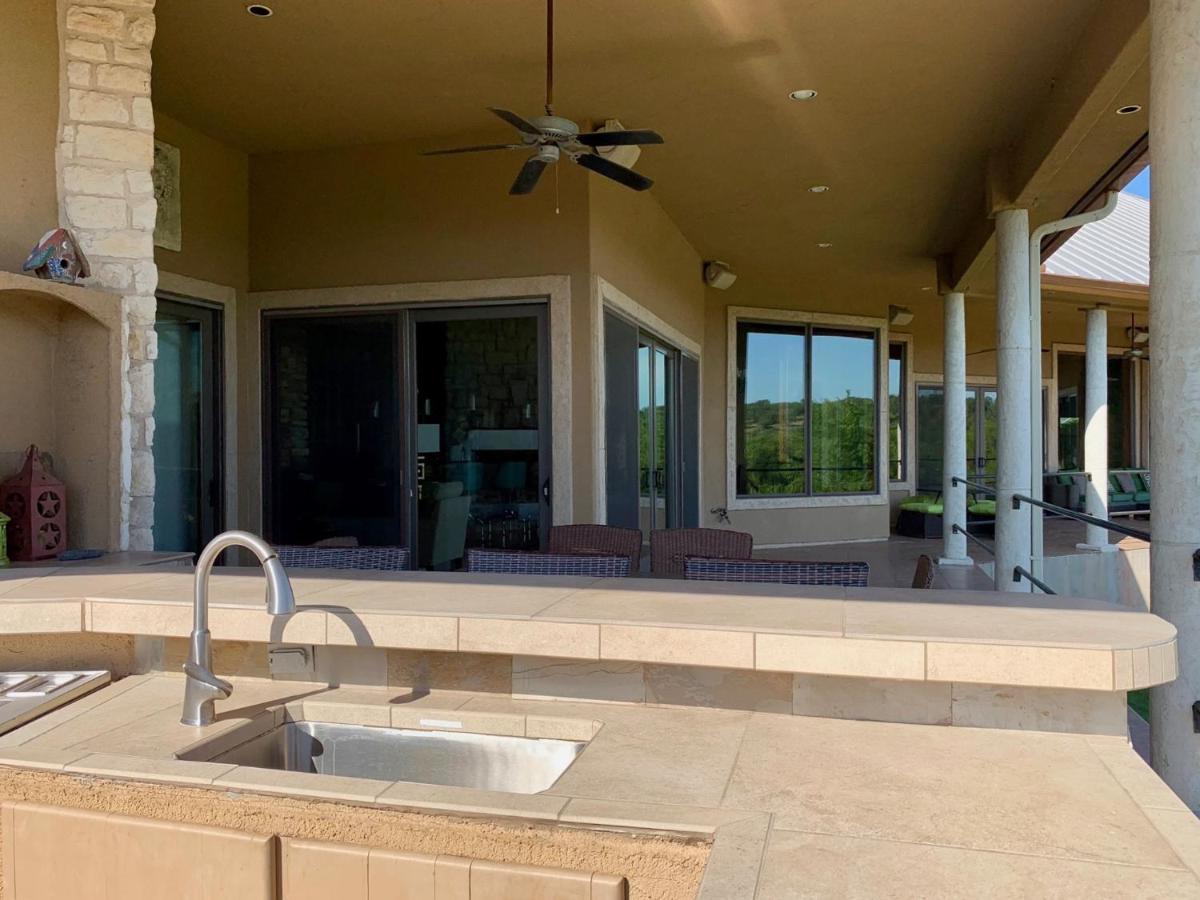 Scenic Hill Country Retreat - Rhino Ranch Villa New Braunfels Exterior foto