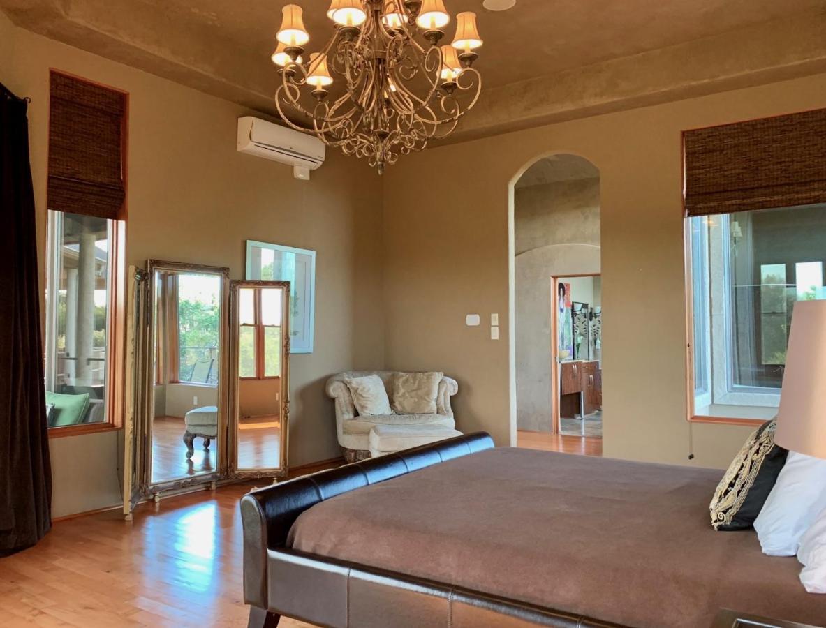 Scenic Hill Country Retreat - Rhino Ranch Villa New Braunfels Exterior foto